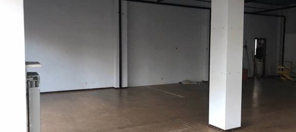 2 rooms Commercial property in Piacenza, Italy No. 92678 8