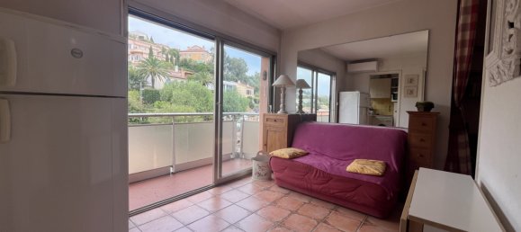 Studio à Le Lavandou, France No. 336850 2