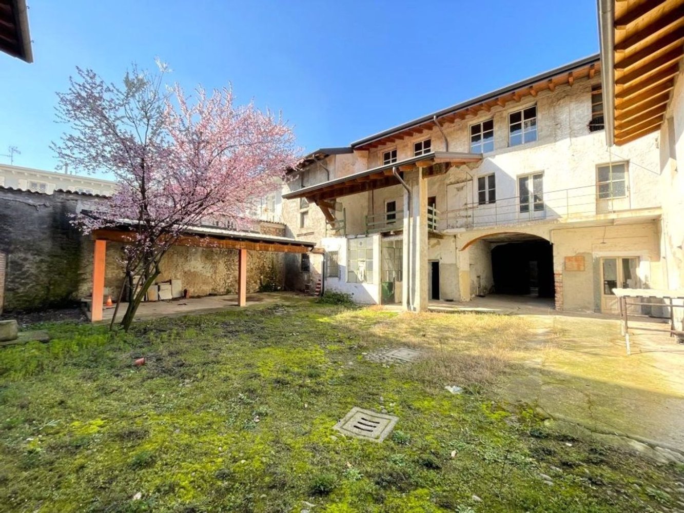 8غرفة منزل في Chiari, Italy رقم 258793