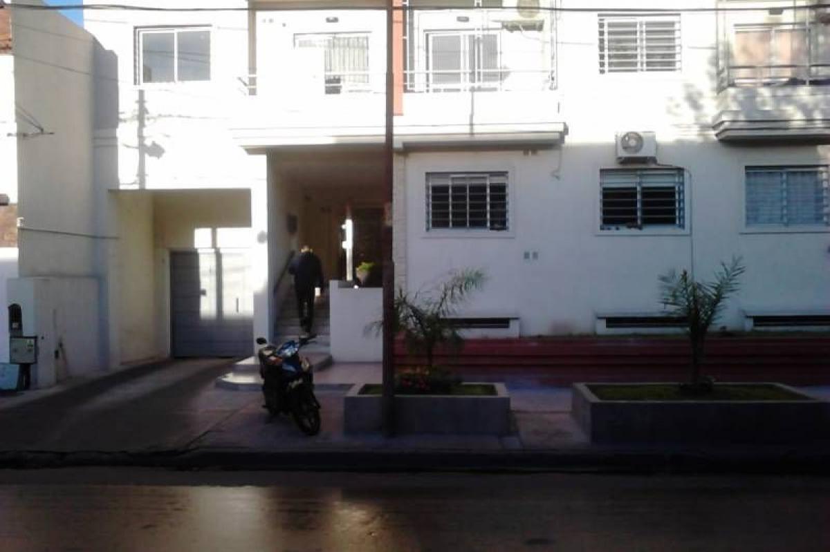  Warehouse in Bermudez, Argentina No. 27926