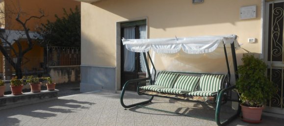 Дуплекс с 7 комнатами в Монтемилетто, Италия № 133991 4