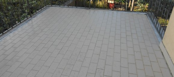 Дуплекс с 7 комнатами в Монтемилетто, Италия № 133991 12