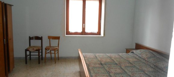 Дуплекс с 7 комнатами в Монтемилетто, Италия № 133991 9