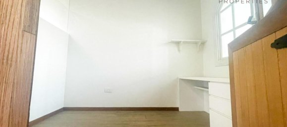 Magasin à Dubai Sports City, UAE 88.3m² No. 41575 3