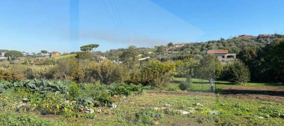  Land in Ciampino, Italy No. 34090 2