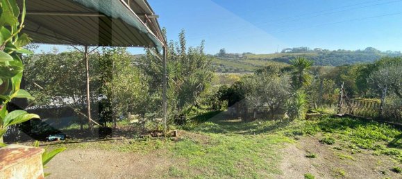  Land in Ciampino, Italy No. 34090 5