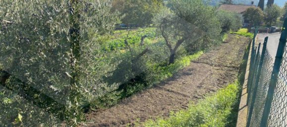  Land in Ciampino, Italy No. 34090 4