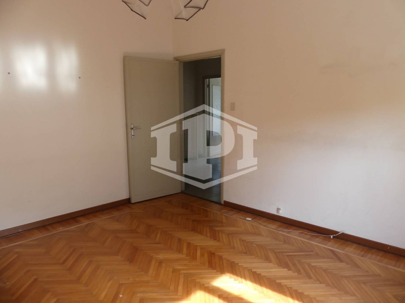 3 rooms Apartment in Padua, Italy No. 280052