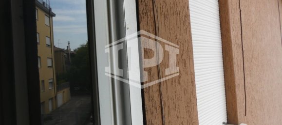 3 rooms Apartment in Padua, Italy No. 280052 10