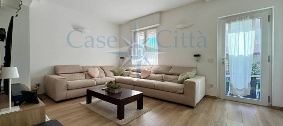 Villa de 4 dormitorios en Cerro al Lambro, Italy No. 329096 4
