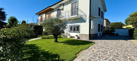 Villa de 4 dormitorios en Cerro al Lambro, Italy No. 329096 2