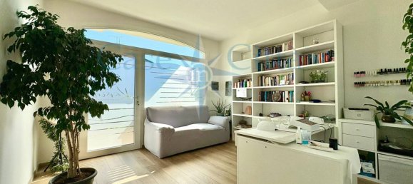 Villa de 4 dormitorios en Cerro al Lambro, Italy No. 329096 13