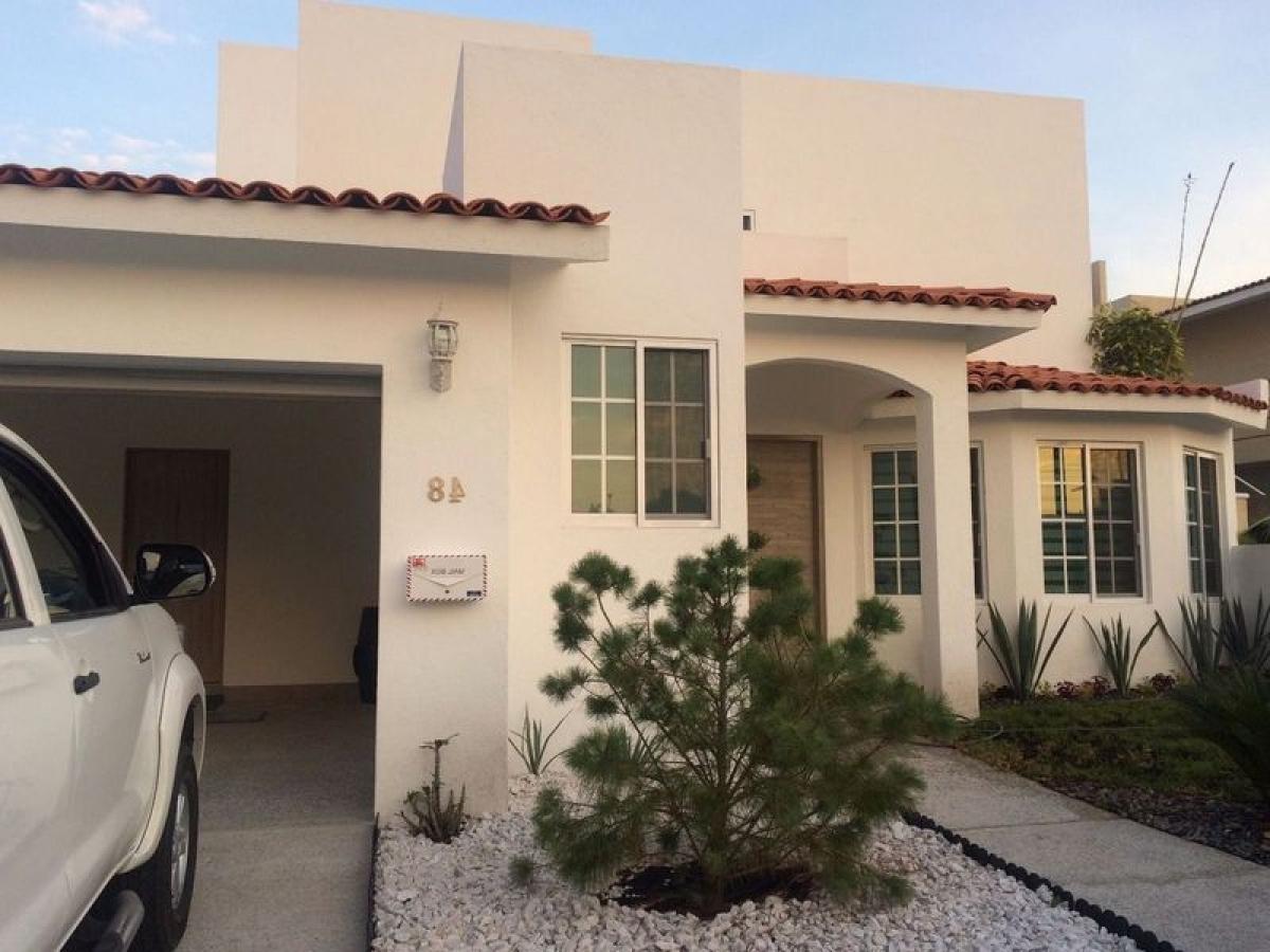 3 bedrooms House in Queretaro, Mexico No. 155826