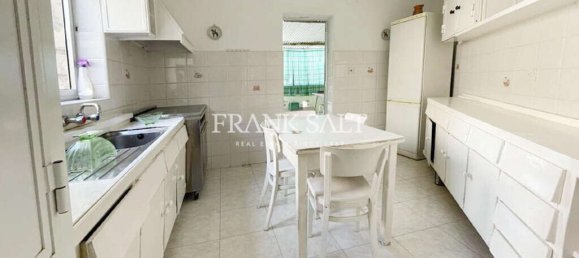 3 غرف نوم طابقين في Birkirkara, Malta رقم 2260 3