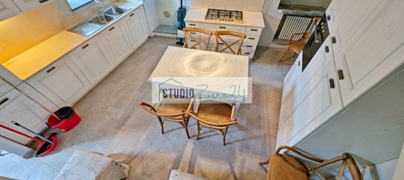 4 rooms House in Seravezza, Italy No. 174324 14