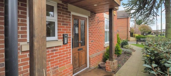  Apartment in Ringwood, United Kingdom No. 1976 17