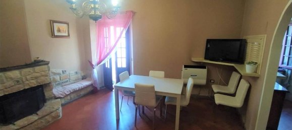 4-salle Appartement à Castelnuovo di Garfagnana, Italy No. 171874 6