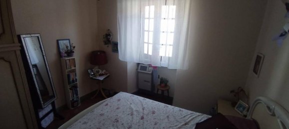 4-salle Appartement à Castelnuovo di Garfagnana, Italy No. 171874 20