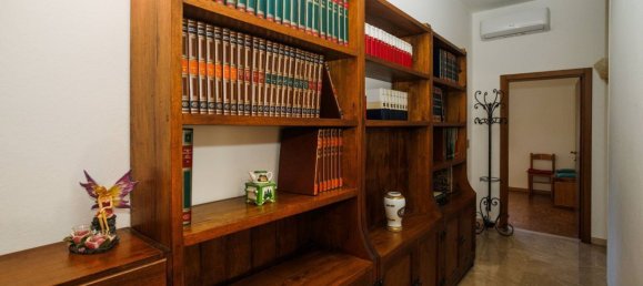 6 bedrooms Apartment in Cesena, Italy No. 347753 6