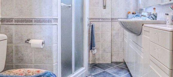 5 bedrooms Apartment in Camaiore, Italy No. 347280 22