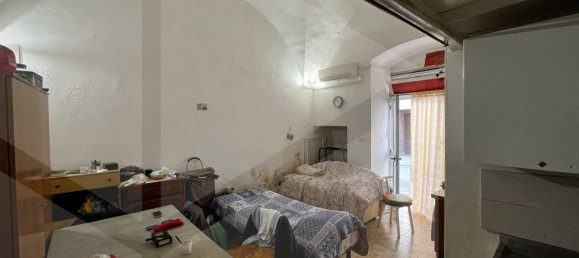 1-Zimmer Gewerbliche Immobilie in Bari, Italy, Nr. 33854 6