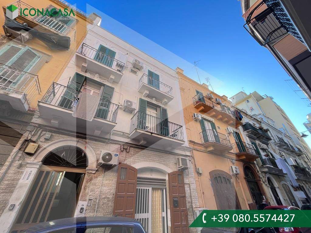 1-Zimmer Gewerbliche Immobilie in Bari, Italy, Nr. 33854