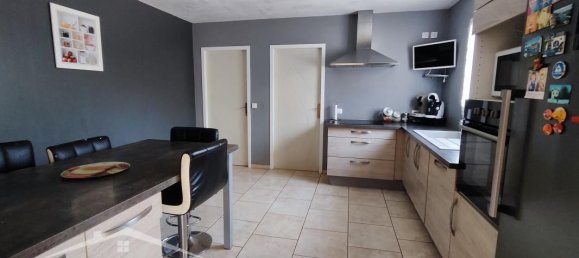 4 bedrooms House in Laroque-Timbaut, France No. 337099 5