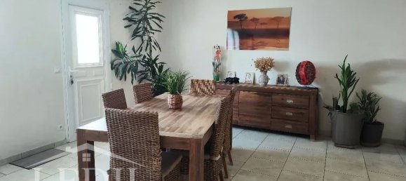 4 bedrooms House in Laroque-Timbaut, France No. 337099 3