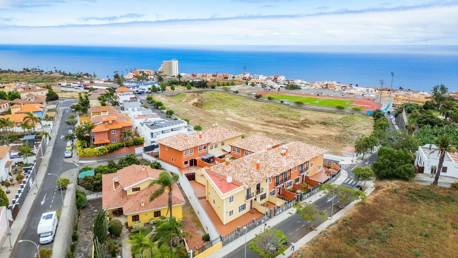 Casa de 3 dormitorios en Los Realejos, Spain No. 162696