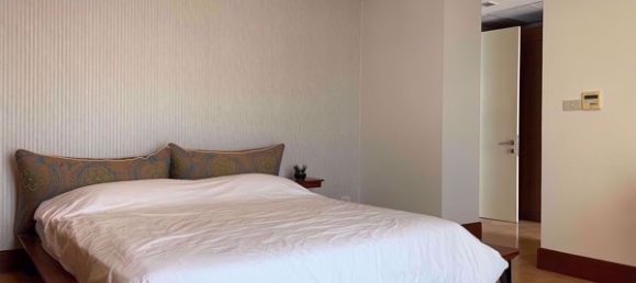 3 bedrooms Condo in Khlong Toei, Thailand No. 4533 2