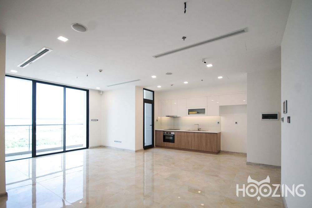 3 bedrooms Apartment in District 1, Vietnam No. 18380