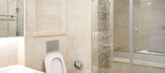 3 bedrooms Apartment in District 1, Vietnam No. 18380 2