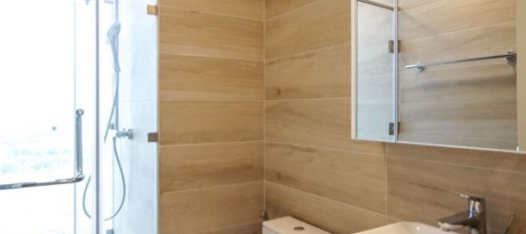 3 bedrooms Apartment in District 1, Vietnam No. 18380 13