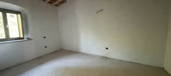 4-Zimmer Haus in Sesto Fiorentino, Italy, Nr. 143973 3
