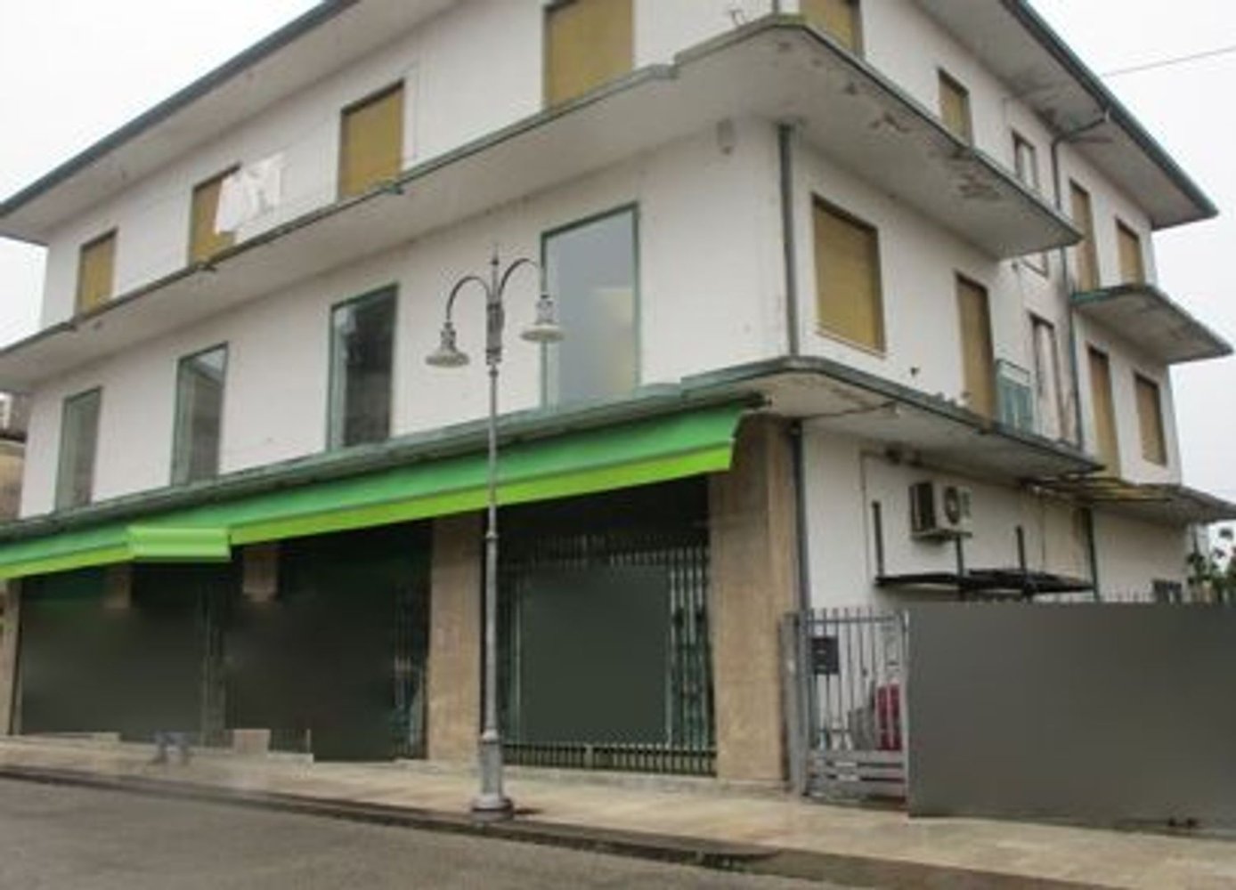 Здание 160м² в Пояна Маджоре, Италия № 351491