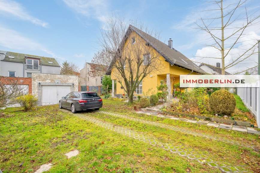 9 rooms House in Heinersdorf, Germany No. 44275