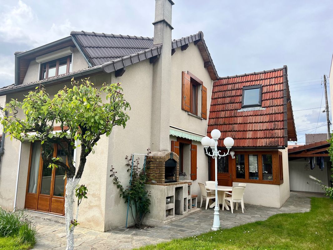 Casa T3 em Paray-Vieille-Poste, France N.º 185363
