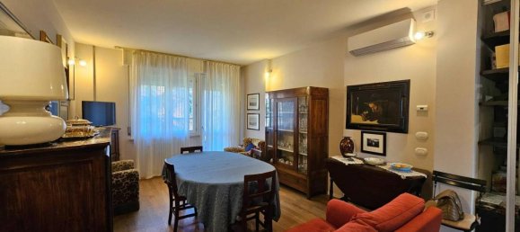 Apartamento de 3 habitaciónes en Guastalla, Italy No. 37574 4