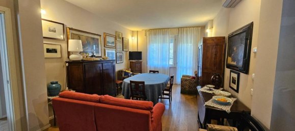 Apartamento de 3 habitaciónes en Guastalla, Italy No. 37574 3
