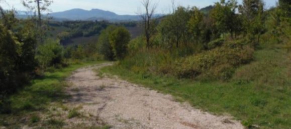 875m² Land in Sogliano al Rubicone, Italy No. 373017 2