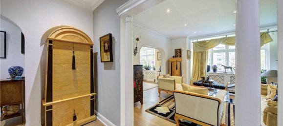 3 bedrooms Apartment in London, United Kingdom No. 5472 6