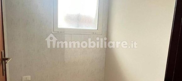 Коммерческая недвижимость с 5 комнатами в Тальо ди По, Италия № 57813 10