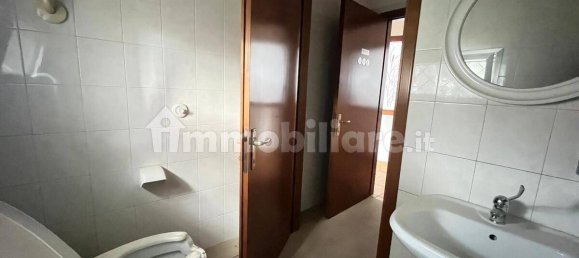 Коммерческая недвижимость с 5 комнатами в Тальо ди По, Италия № 57813 20