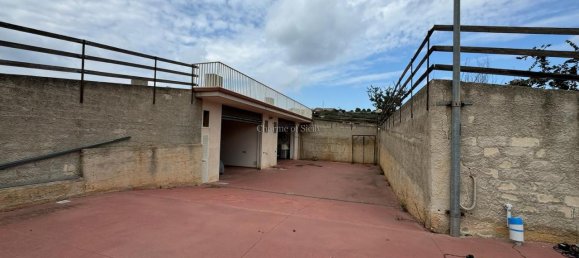 Garagem em Modica, Italy 165 m² N.º 235552 17