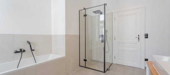 4 rooms Apartment in Mariahilf, Austria No. 126561 6