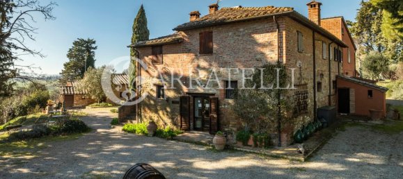 40 rooms House in Castiglione del Lago, Italy No. 5161 20