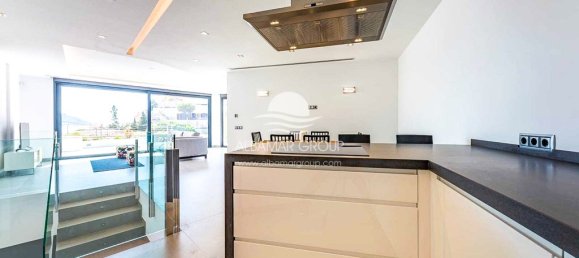 3 bedrooms Townhouse in Benidorm, Spain No. 4181 7