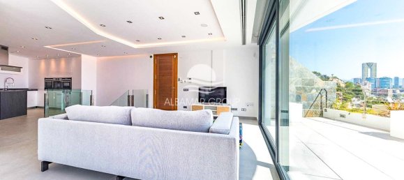 3 bedrooms Townhouse in Benidorm, Spain No. 4181 6