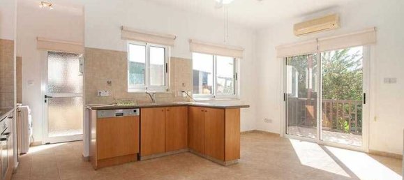 3 Schlafzimmer Villa in Souni–Zanatzia, Cyprus, Nr. 10818 3