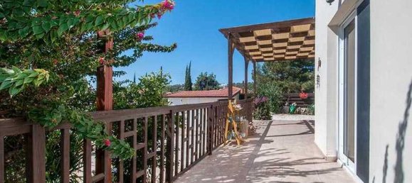 3 Schlafzimmer Villa in Souni–Zanatzia, Cyprus, Nr. 10818 13